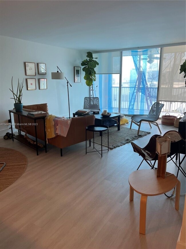 Building Photo - 150 Ocean Ln Dr