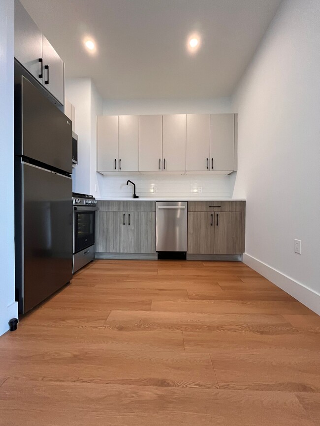 Foto del edificio - 546 Martin Luther King Jr Dr