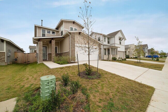 Building Photo - 8208 Cottage Rose Dr