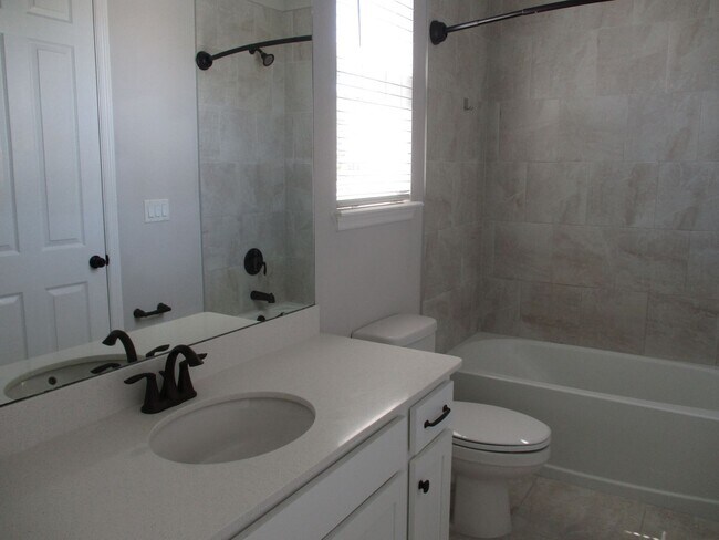 Foto del edificio - 3499 Headland Way