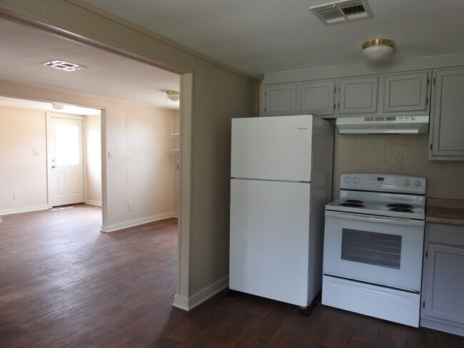 Foto del edificio - 2410 8th St