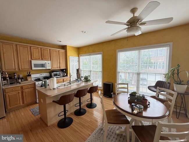 Building Photo - 13133 Rose Petal Cir