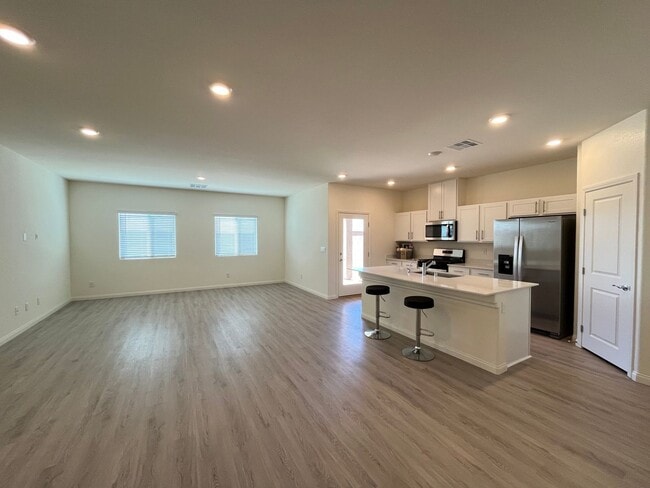 Foto del edificio - 3 Bedroom! Single Story Family home in the Heartland Hills Masterplan!