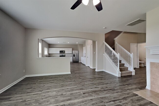 Foto del edificio - 2902 Crestbrook Bend Ln