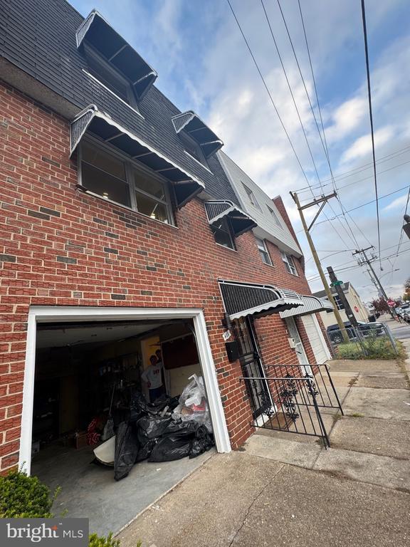 Foto principal - 441 W Shunk St