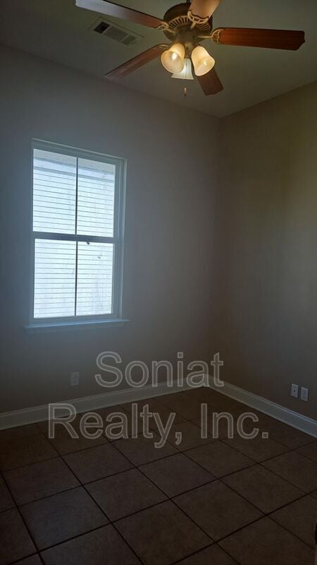 Foto del edificio - 5924 Marigny St