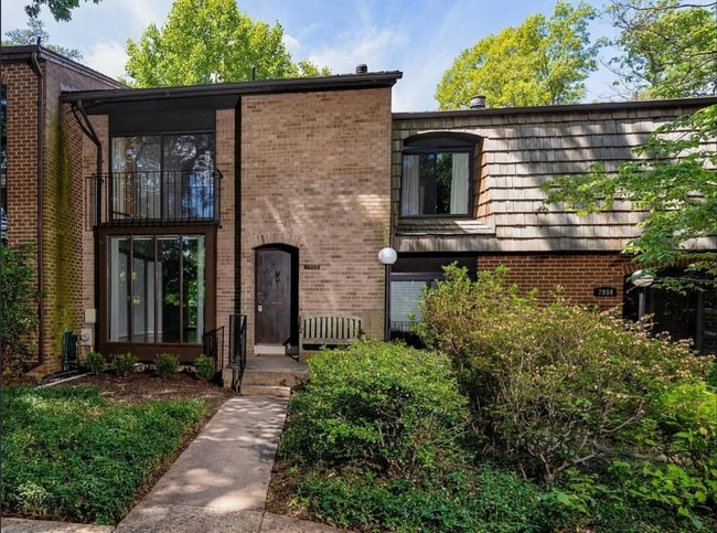 Photo - 7952 Inverness Ridge Rd Townhome