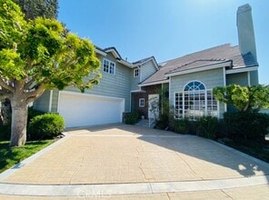 Building Photo - 4192 Shorebreak Dr