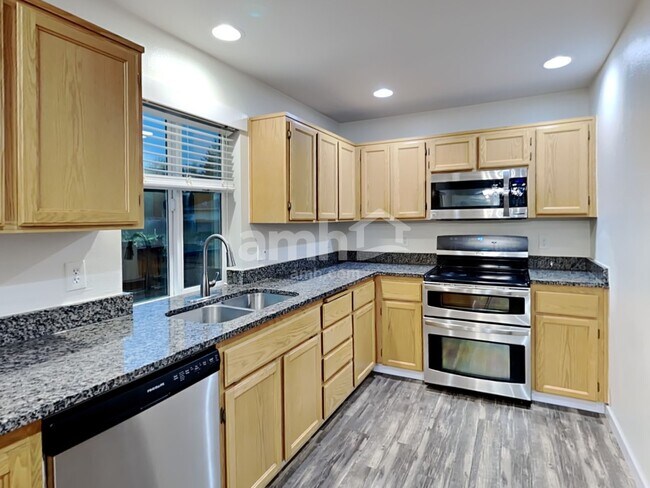 Foto del edificio - 1336 181st St Ct E