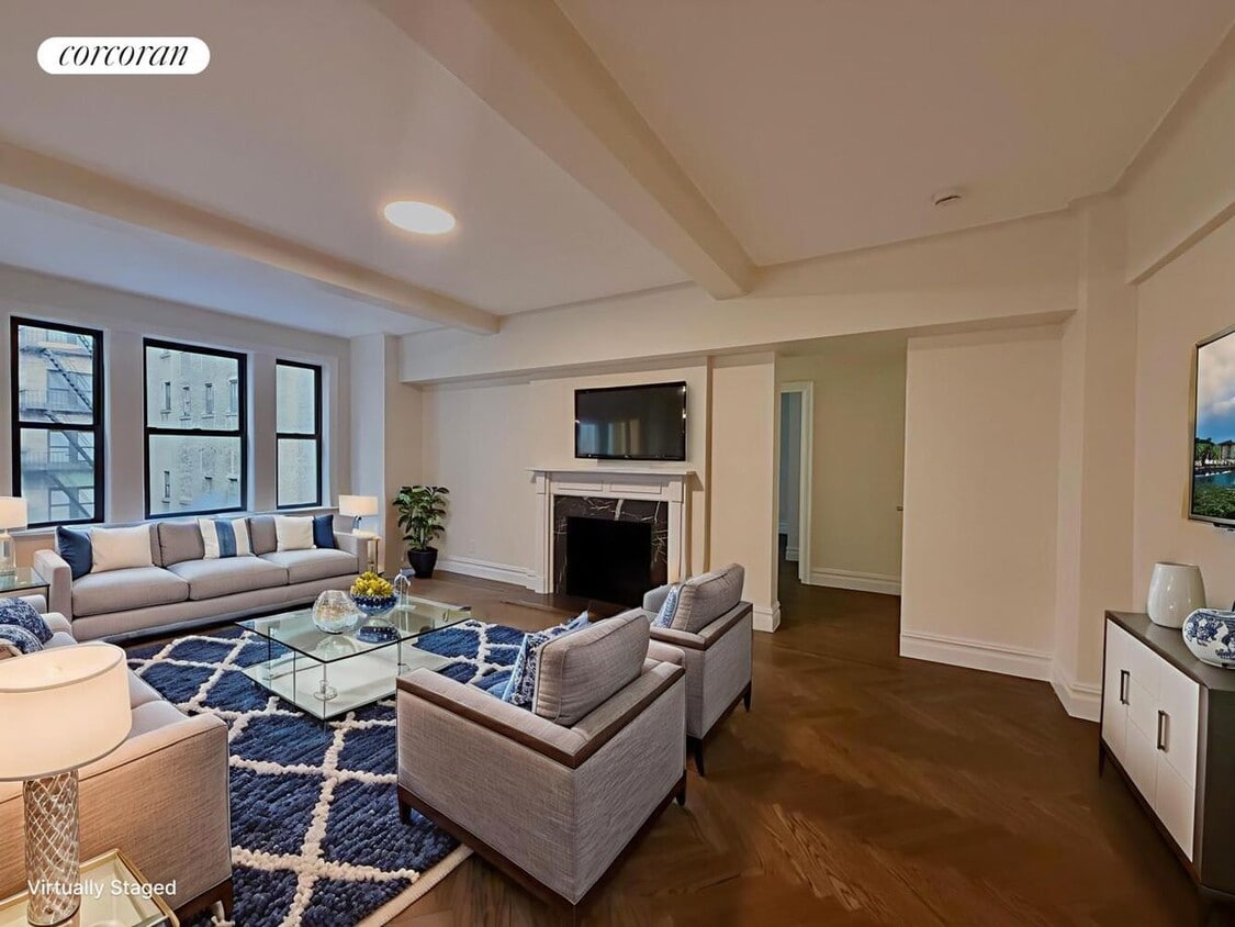 Foto principal - 210 E 68th St