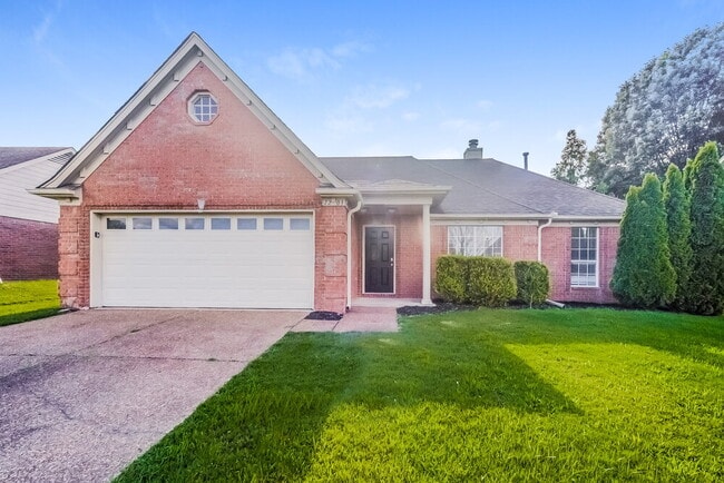 Building Photo - 7203 Fox Creek Dr