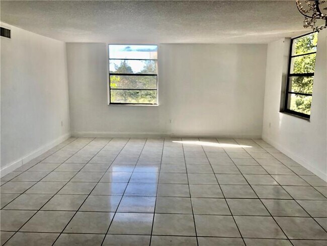 Building Photo - 1798 NW 55th Ave