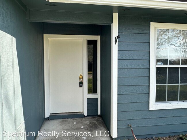Building Photo - 3 br, 2 bath House - 8219 Sawmill Creek Dr.