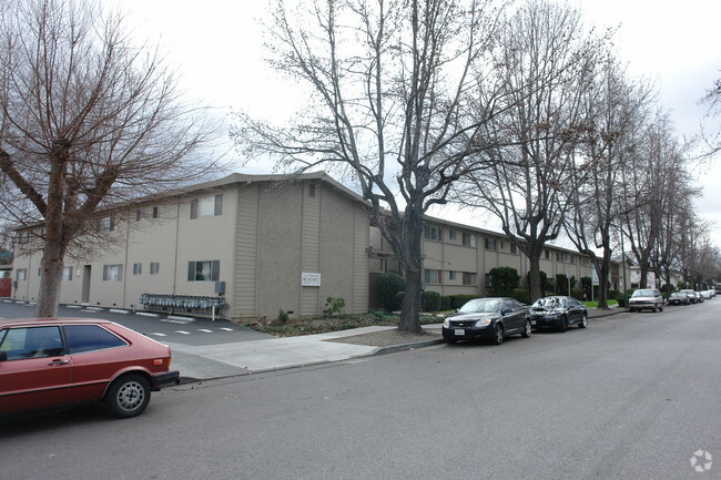 Foto del edificio - Cheri Lin Apartments