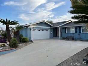 Building Photo - 141 N Prospectors Rd