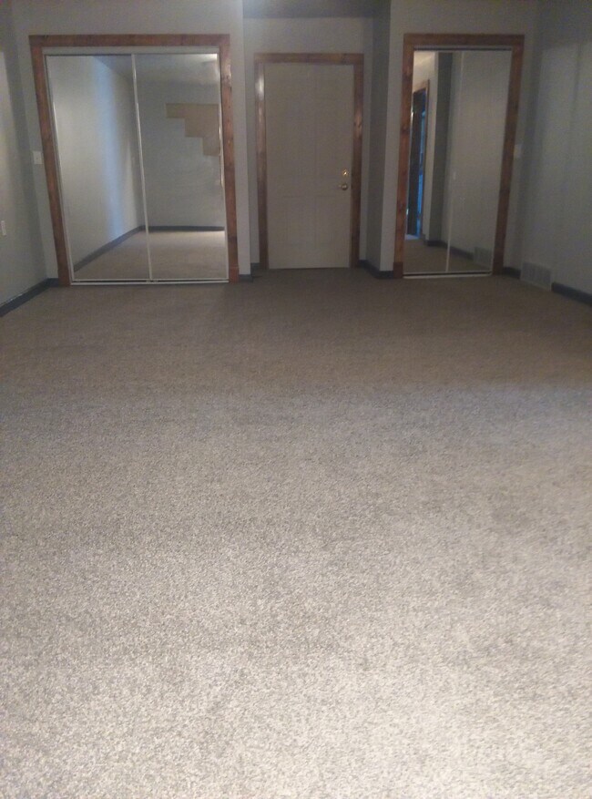 Master Bedroom - 401 N 4th Ave