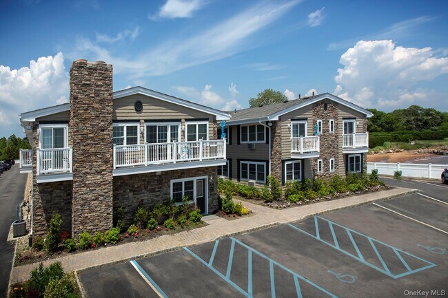 Foto del edificio - 333 Candee Ave