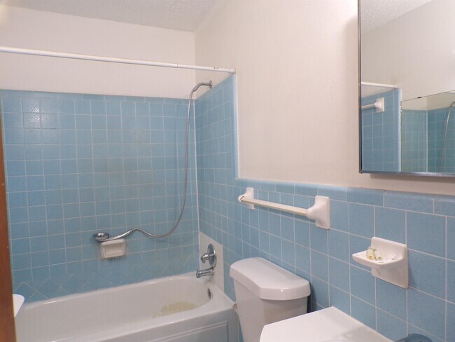 Foto del edificio - 702 N Silver St