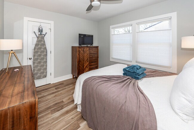 Foto del edificio - 1511 Larry St