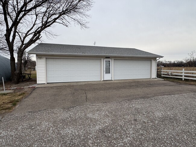 Foto del edificio - 75192 County Rd 433