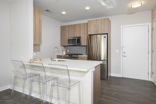 Building Photo - 92 Drs James Parker Blvd