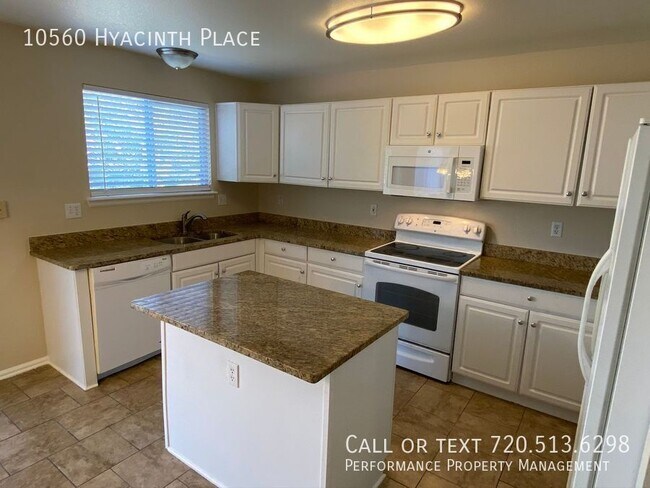 Foto del edificio - 10560 Hyacinth Pl