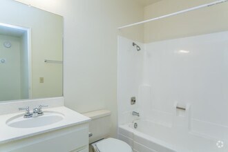 RB Racquet Club Apartments