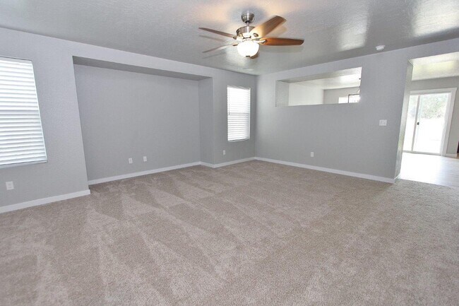 Foto del edificio - Immaculate & Spacious Home in West Meridian