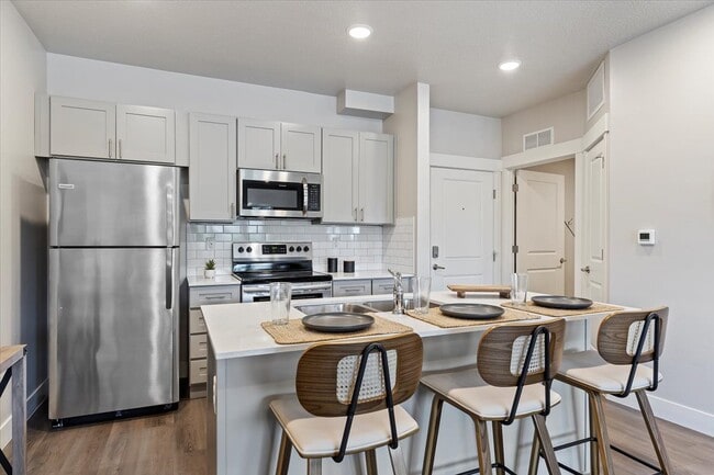 Foto del edificio - Canyon View Living on 12th