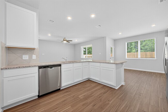 Building Photo - 13224 Musky Dr