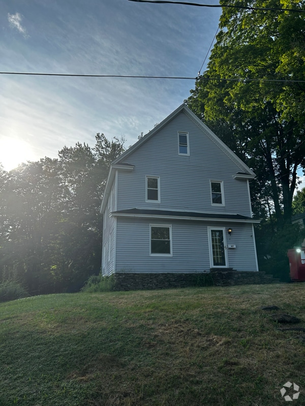 Building Photo - 417 Waverly Ave