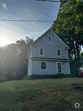 Building Photo - 417 Waverly Ave