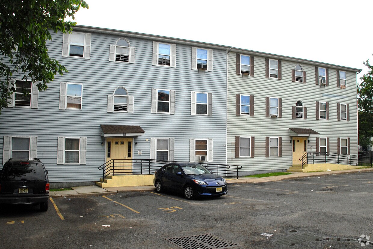 Building Photo - Littleton Avenue Community Village