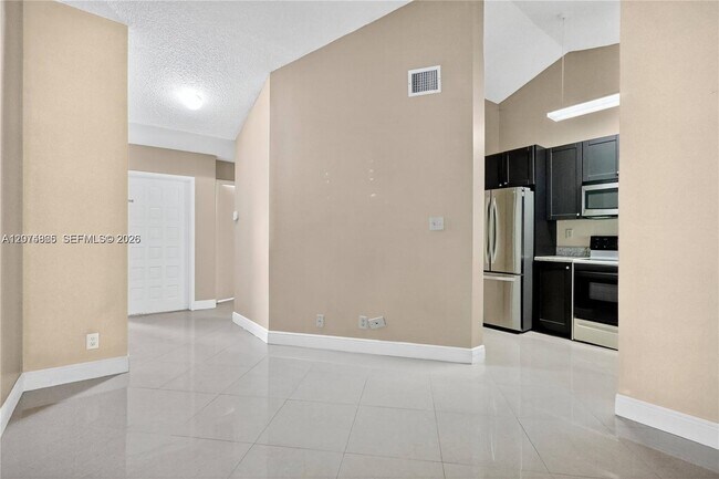 Building Photo - 9407 SW 138th Pl