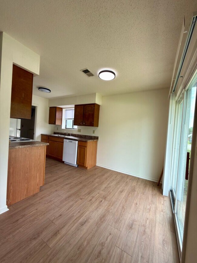 Foto del edificio - 11960 Meadowview Ln