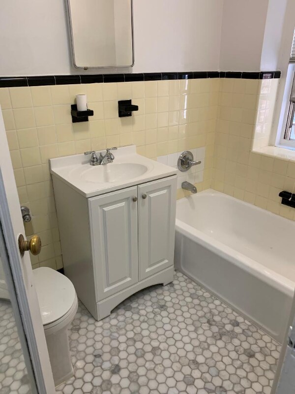 Foto del edificio - 35 Clinton Pl