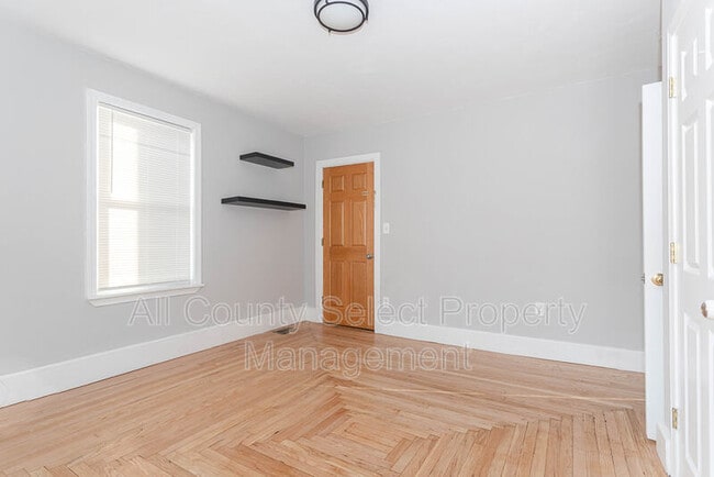 Building Photo - 69 Tremont St