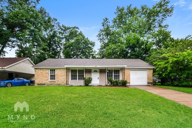 Building Photo - 2593 Courtney Dr