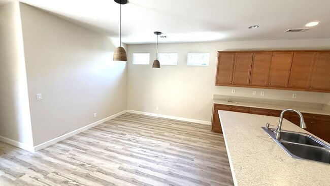 Building Photo - 10302 Oldham Ln