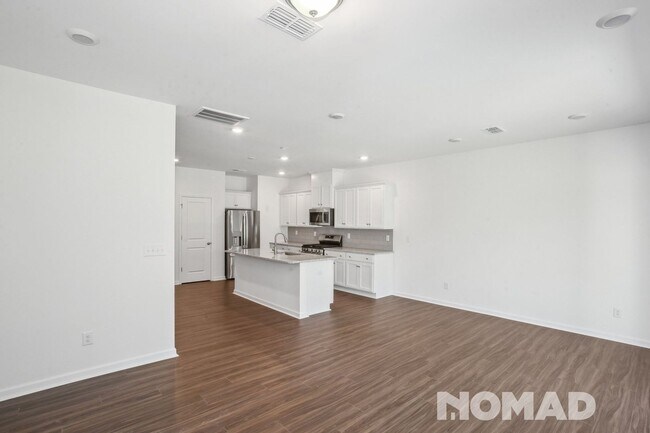 Building Photo - Charming New 3BR Townhome in Monroe