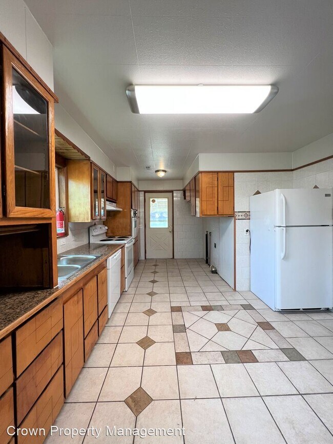 Foto del edificio - 3 br, 1 bath House - 105 Casey Ave.