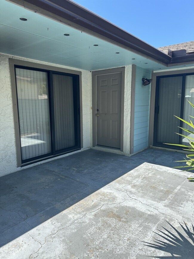 Building Photo - 2302 Challenger Ct W