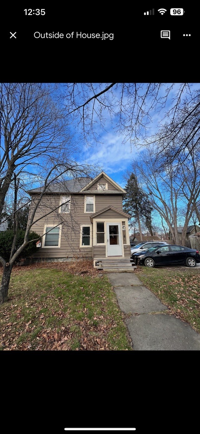Building Photo - 74 Scarff Ave
