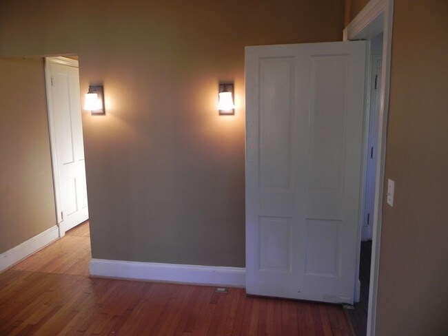 Building Photo - Single Family Home in Warrenton