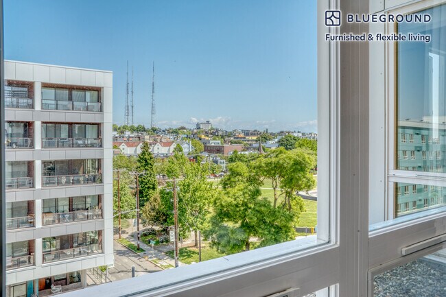 Foto del edificio - 118 Broadway E