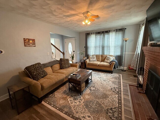 Building Photo - KINGMAN HEIGHTS