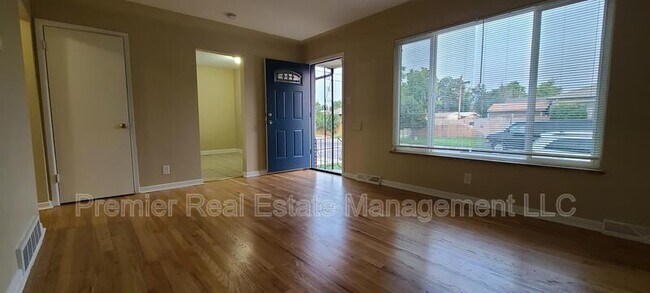 Foto del edificio - 6415 E 36th Ave