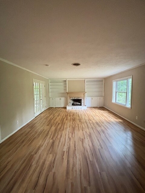 Building Photo - 105 Campbell Dr