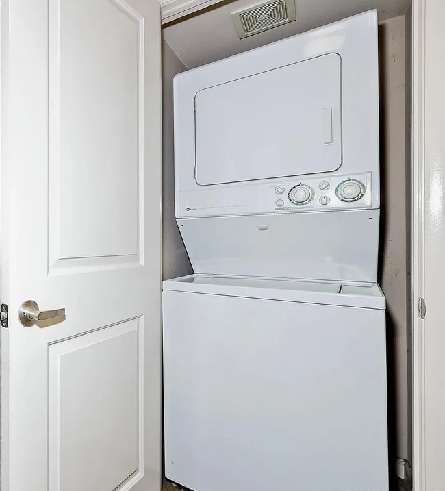 Foto del edificio - Unit 8