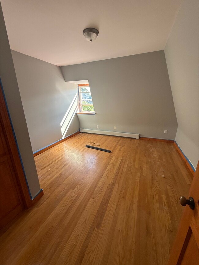 Building Photo - 199 Harvard St